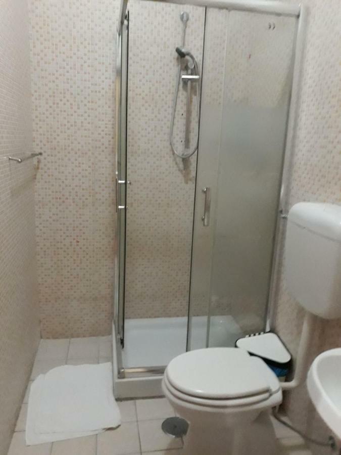 Renting Rooms โรม ภายนอก รูปภาพ