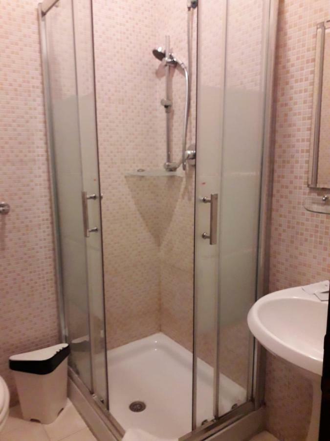 Renting Rooms โรม ภายนอก รูปภาพ
