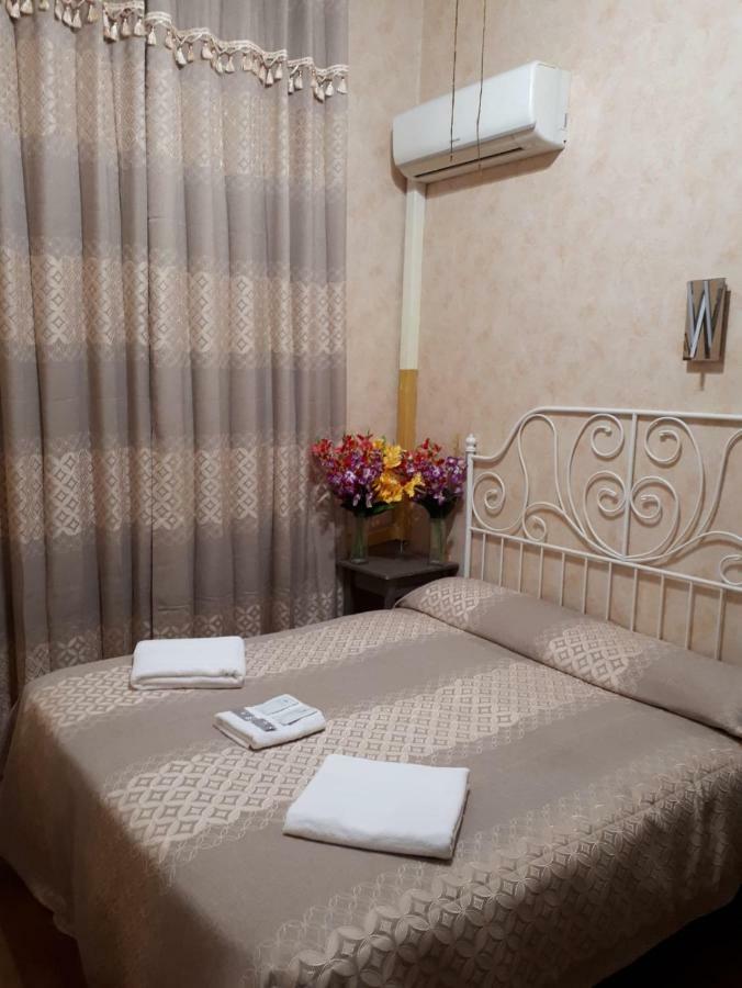 Renting Rooms โรม ภายนอก รูปภาพ