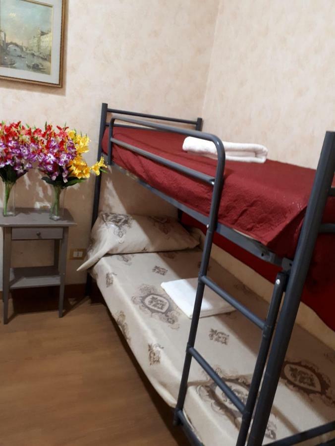 Renting Rooms โรม ภายนอก รูปภาพ