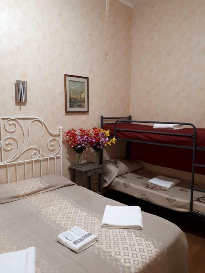 Renting Rooms โรม ภายนอก รูปภาพ