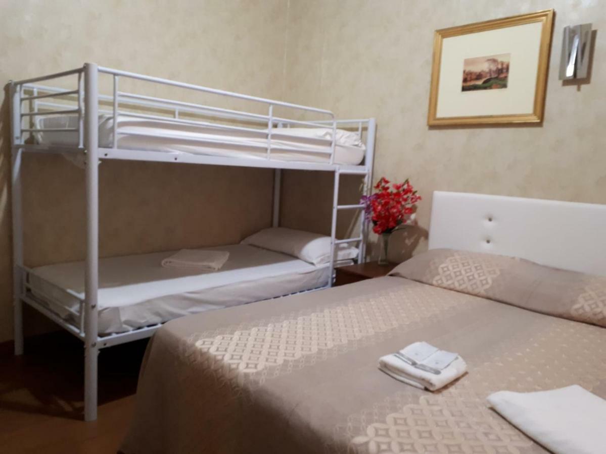 Renting Rooms โรม ภายนอก รูปภาพ